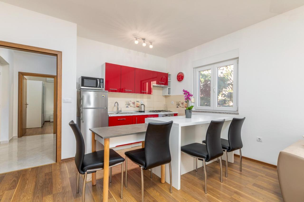 Apartman Vera Pula Exterior foto