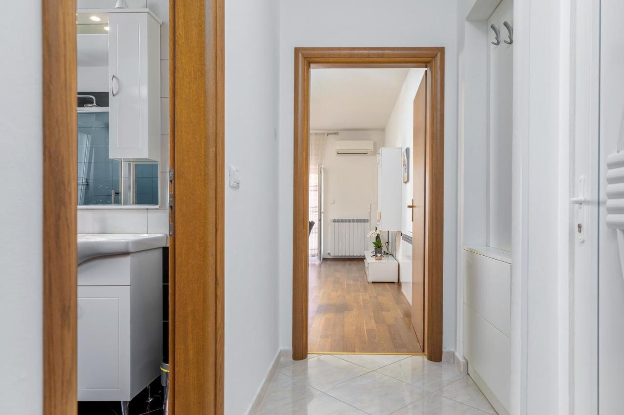 Apartman Vera Pula Exterior foto