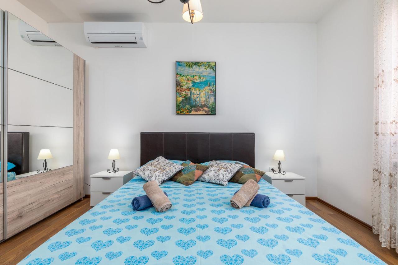 Apartman Vera Pula Exterior foto
